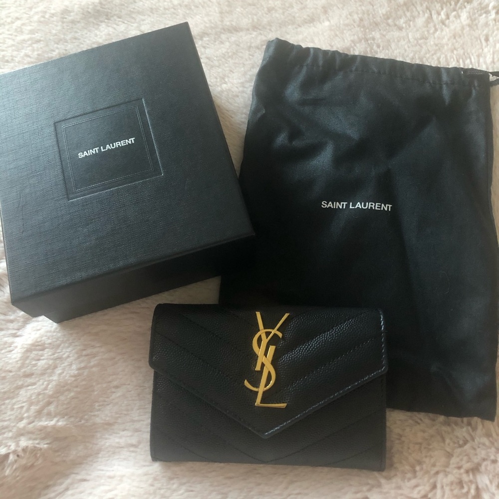 YSL Wallet - Picture 2 of 10